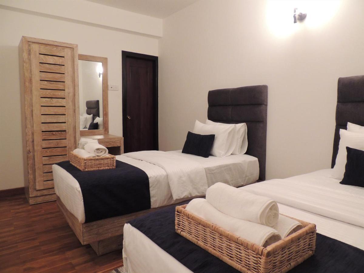 The Teak By Lakbima Apartment นูวาราเอลิยา ภายนอก รูปภาพ