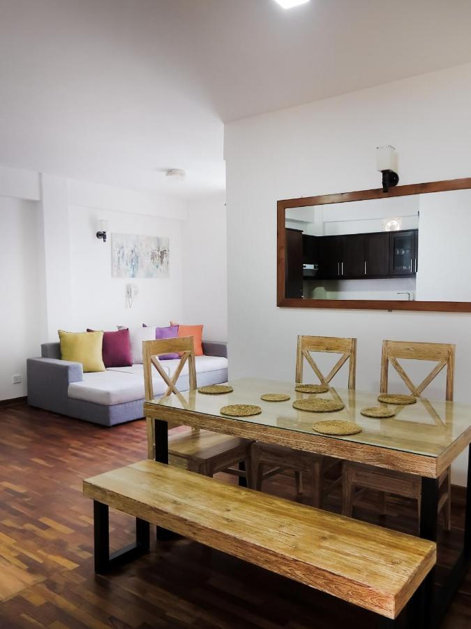 The Teak By Lakbima Apartment นูวาราเอลิยา ภายนอก รูปภาพ